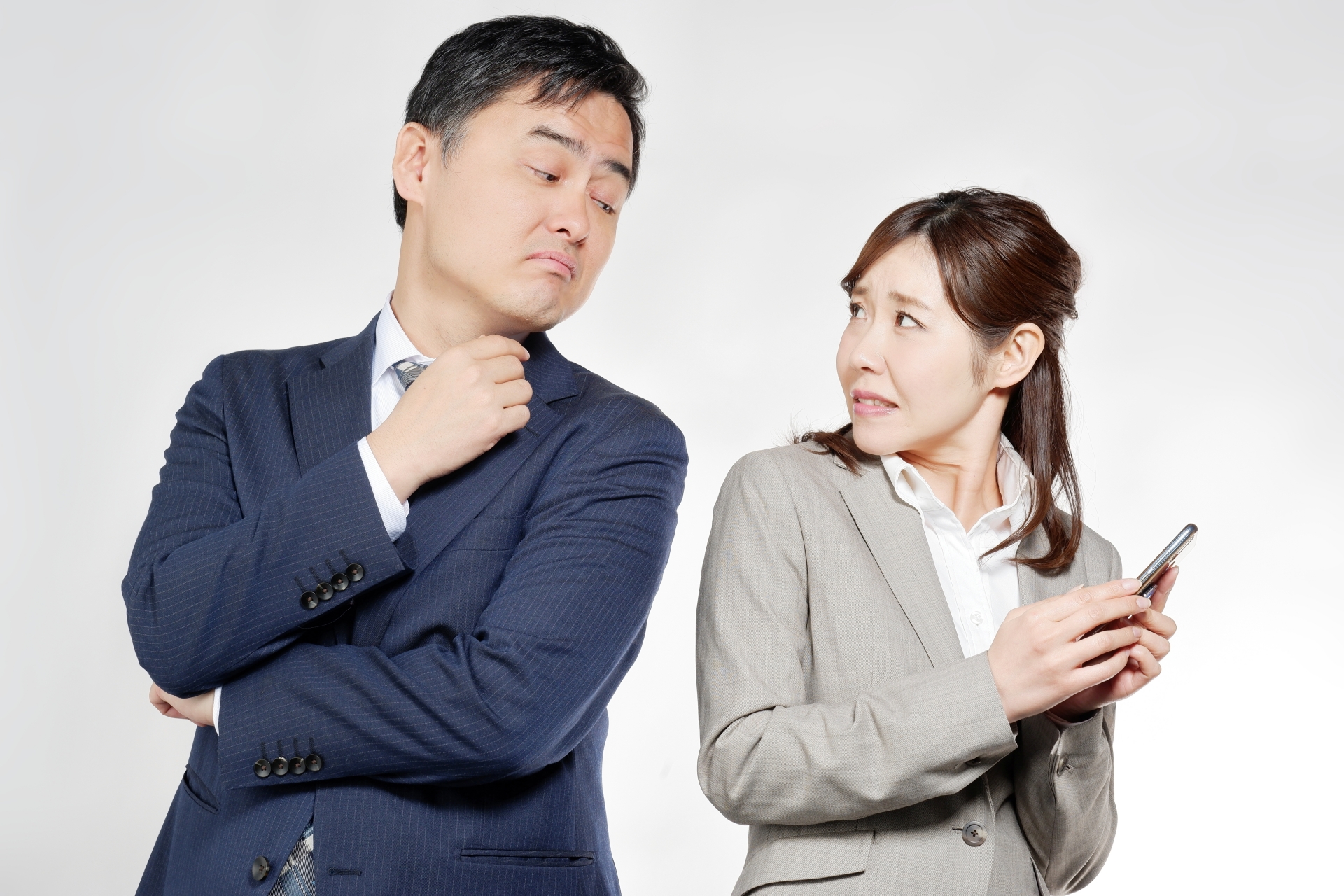 PayPay履歴確認時の法的リスクを示す図